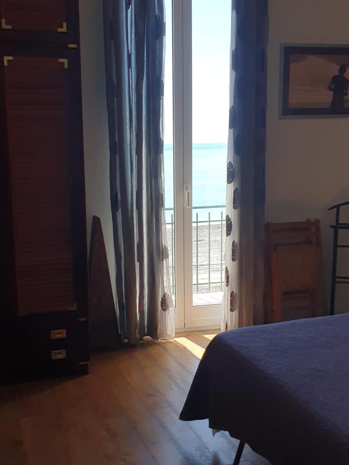 La Casa Di Marco Apartment Ventimiglia Bagian luar foto